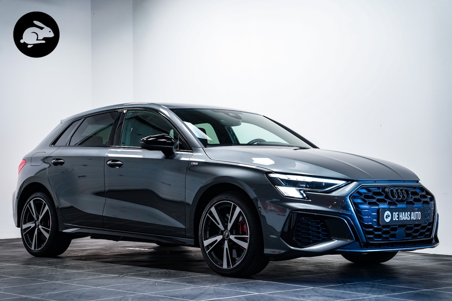 Audi A3 Sportback - 45 TFSI e S-Line|Diamantleder|18 inch|Elektr stoel|Acc - AutoWereld.nl