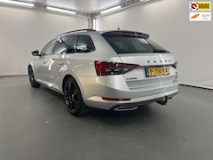 Skoda Superb Combi - 1.4 TSI iV Sportline Business+Led+Leder+Vtrual+navigatie+camera+stoel-verw+ 2 snoeren