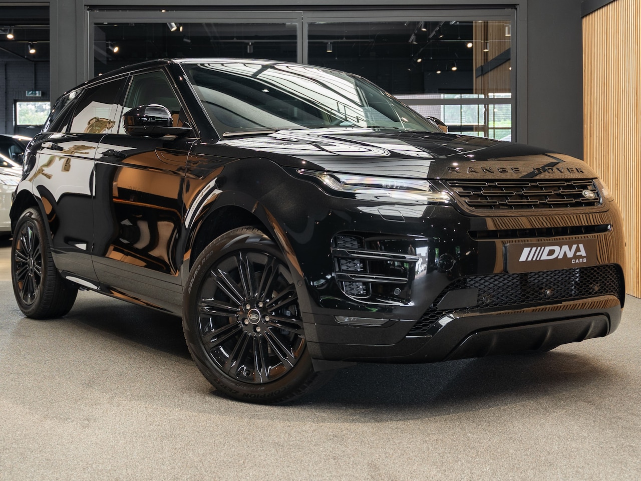 Land Rover Range Rover Evoque - P270e PHEV AWD Dynamic SE 1.5 P270e PHEV AWD Dynamic SE . - AutoWereld.nl