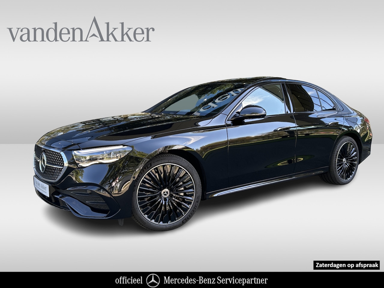 Mercedes-Benz E-klasse - 300e Sport Edition AMG // Hyperscreen // Burmester 4D // Distronic // Panoramadak // Activ - AutoWereld.nl