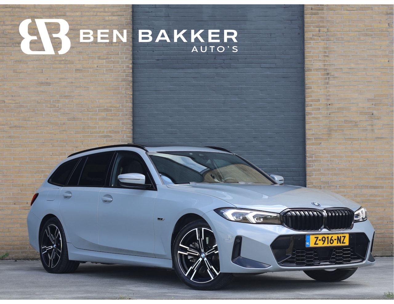 BMW 3-serie Touring - 330e xDrive M Sport | Pano | Haak | Camera | Sfeerverlichting - AutoWereld.nl