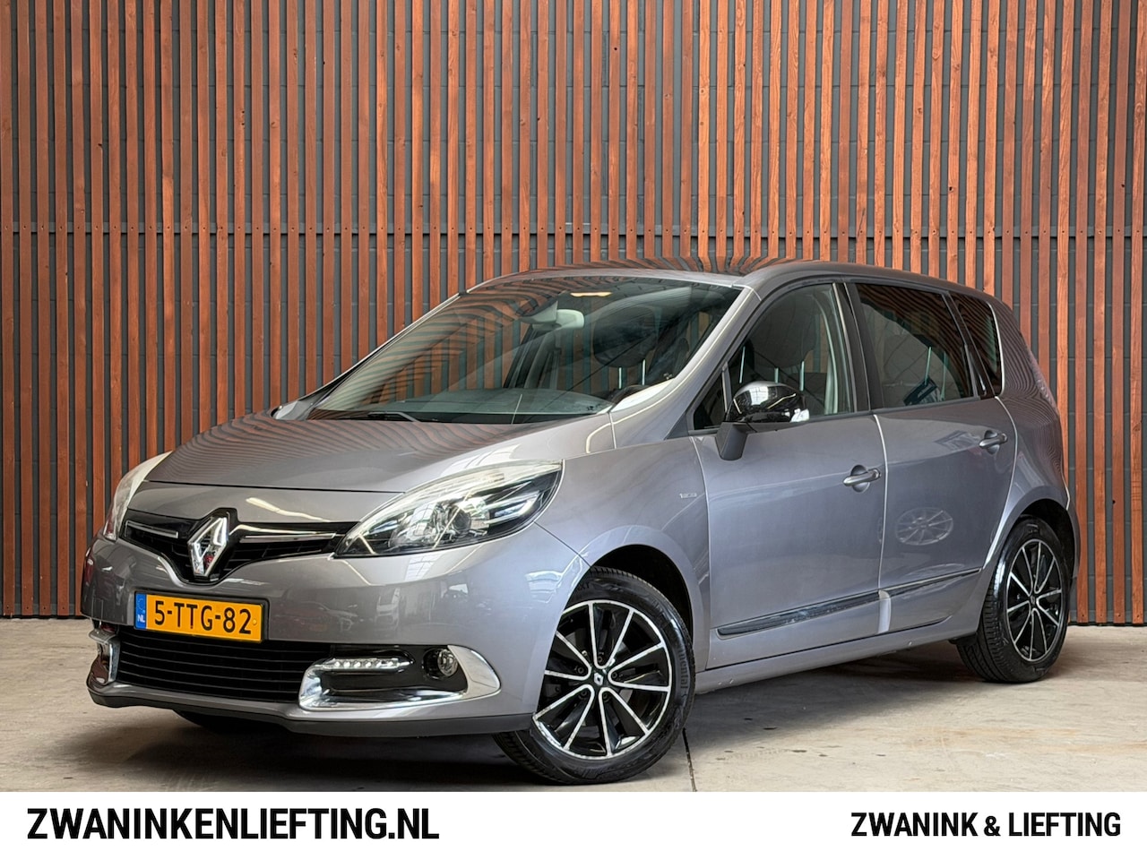 Renault Scénic - 1.2 TCe Bose Navi-Pdc-Pano/Schuifdak-BT Radio-Trekhaak-NL Auto-NAP - AutoWereld.nl