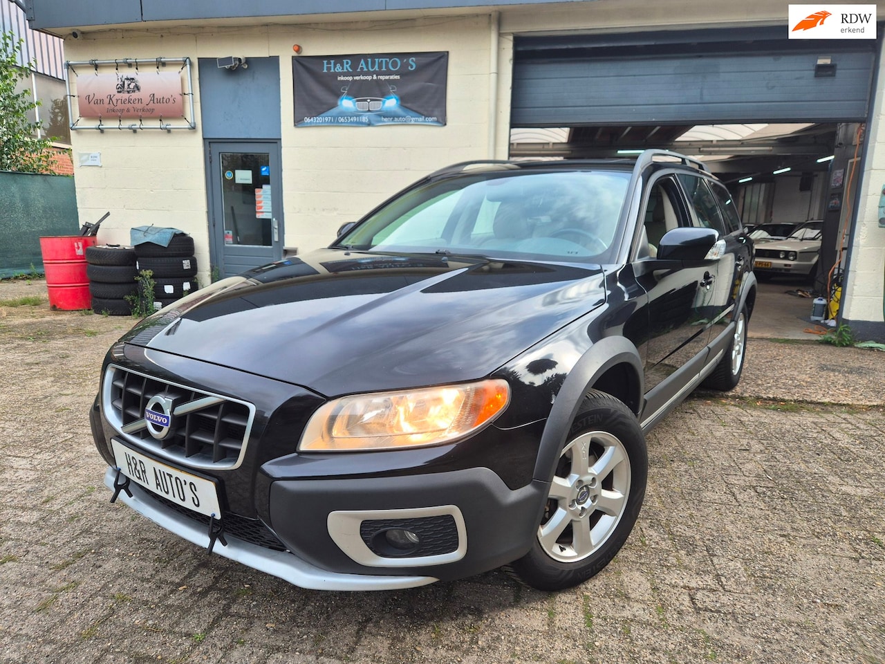 Volvo XC70 - 2.4 D5 Kinetic 2.4 D5 Kinetic - AutoWereld.nl