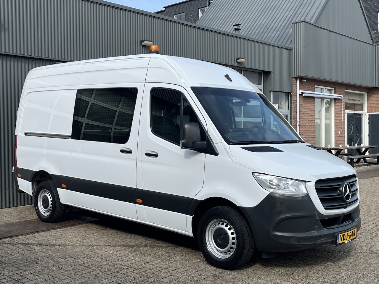 Mercedes-Benz Sprinter - 314 2.2 CDI L2H2 Werkplaats Omvormer Trekhaak Kastinrichting Ladekasten inrichting Airco C - AutoWereld.nl