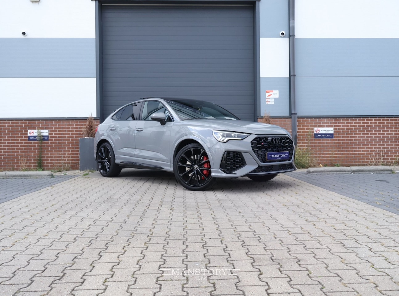 Audi RSQ3 Sportback - | Qauttro | Pano | Sonos - AutoWereld.nl