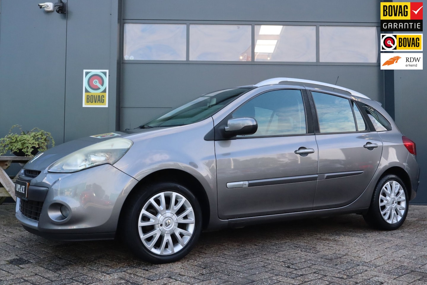 Renault Clio Estate - 1.2 TCE Sélection Business Sport 1.2 TCE Sélection Business Sport - AutoWereld.nl