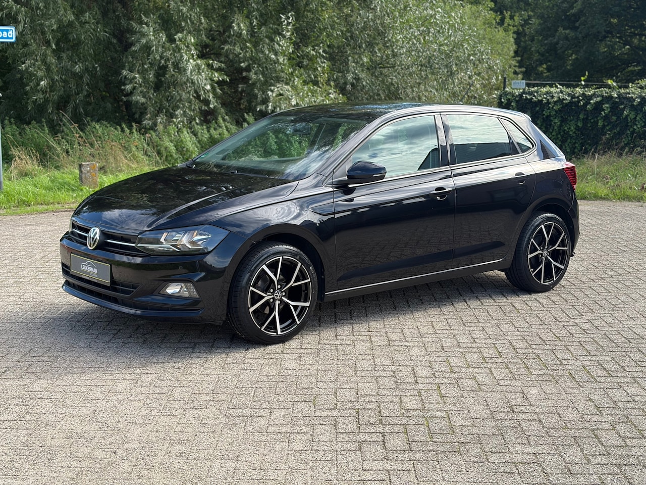Volkswagen Polo - 1.0 TSI Highline R- LINE VELGEN I BLUETOOTH I PDC I 95PK I NWE APK - AutoWereld.nl