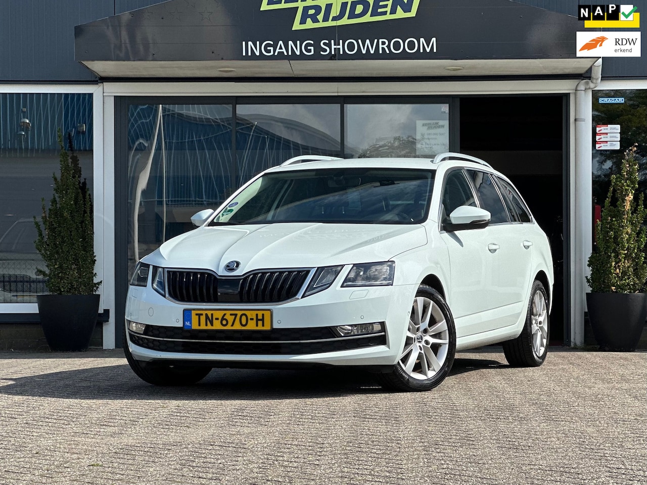 Skoda Octavia Combi - 1.0 TSI Greentech Style Business 1.0 TSI Greentech Style Business - AutoWereld.nl