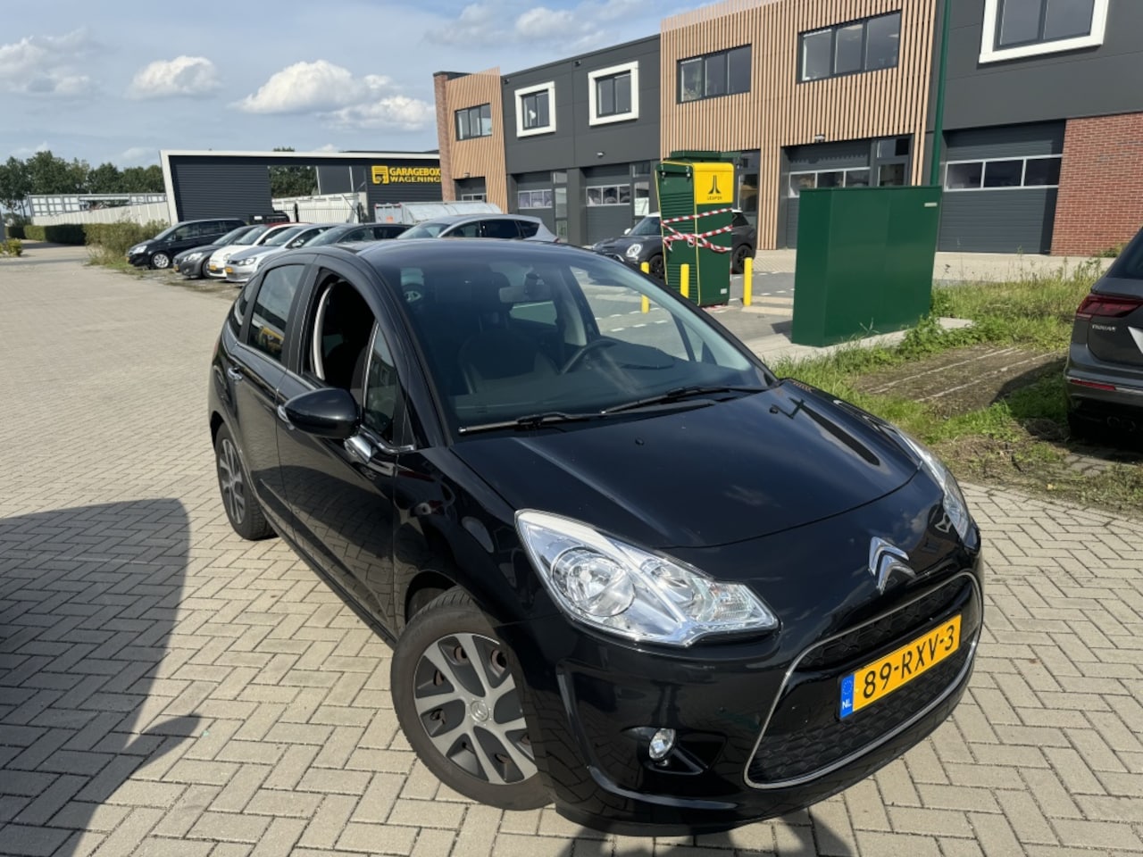 Citroën C3 - 1.6 EHDI PANO CLIMA AUTO NETJES LAGE KM! - AutoWereld.nl