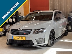 Skoda Octavia Combi - 2.0TSI RS 326PK/Adap cruise/Stoelverw/Elek achterklep/
