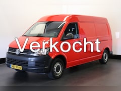 Volkswagen Transporter - 2.0 TSI 150PK L2H2 Benzine 2x schuifdeur - Airco - Camera - Trekhaak - €19.900, - Excl