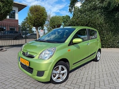 Daihatsu Cuore - 1.0 Premium, AIRCO, Isofix, LM-velgen 14", Stuurbekrachtiging, onderhoudsboekje aanwezig