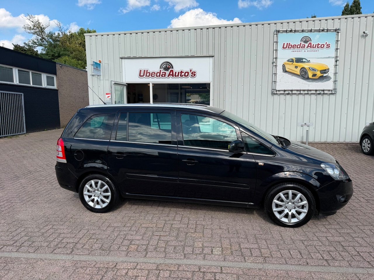 Opel Zafira - 1.8 Edition 7 PERSOONS AIRCO--1999E - AutoWereld.nl