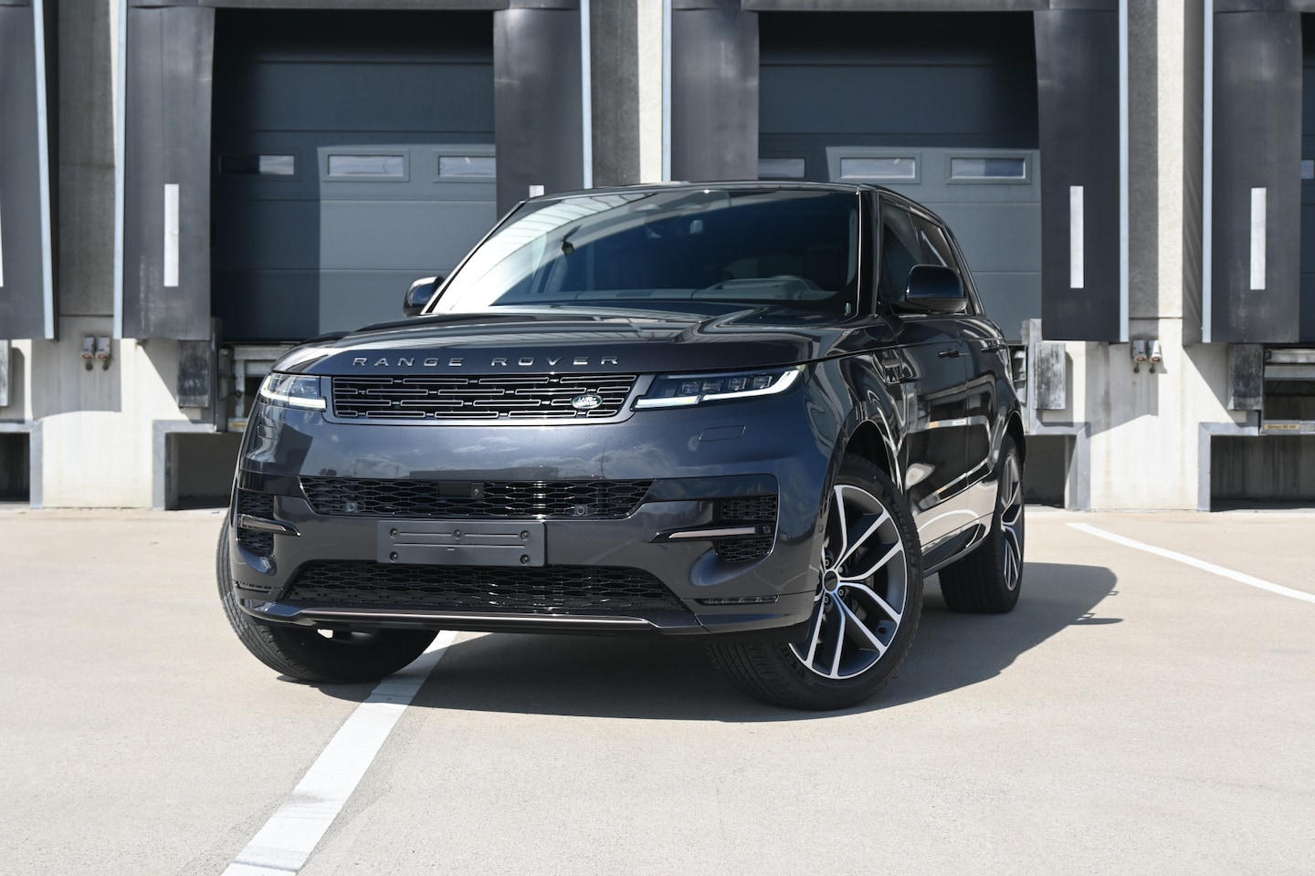 Land Rover Range Rover Sport - 3.0 P550e Autobiography PHEV - AutoWereld.nl