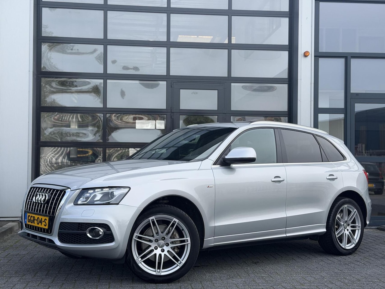 Audi Q5 - 3.2 V6 FSI quattro Pro Line S / S-Line / LED / LEDER - AutoWereld.nl
