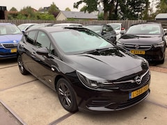 Opel Astra - 1.2 Design & Tech black edition vol