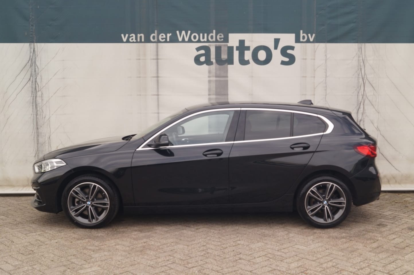 BMW 1-serie - 118i 136pk Automaat Sportline -NAVI-ECC-CAM-PDC- - AutoWereld.nl