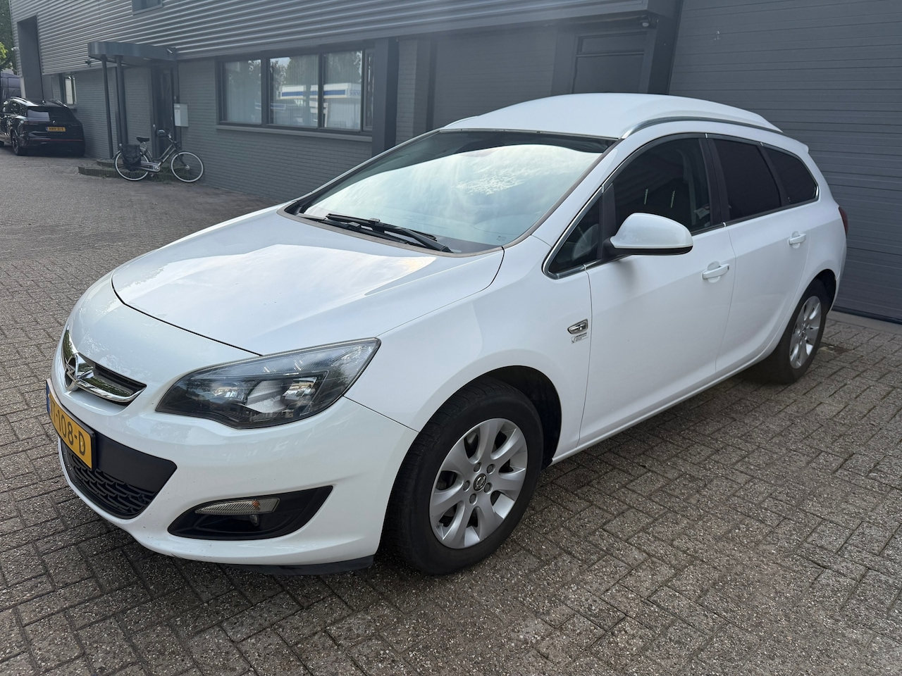 Opel Astra Sports Tourer - 1.6 CDTi ecoFLEX Design Edition VAN - AutoWereld.nl