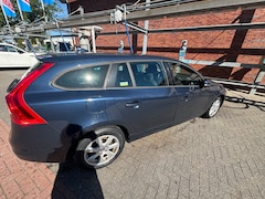 Volvo V60 - 2.0 D4 Kinetic