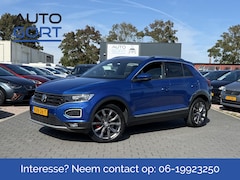 Volkswagen T-Roc - 1.5 TSI Sport | Automaat | LED Koplampen | Adaptive cruise | Dealer onderhouden