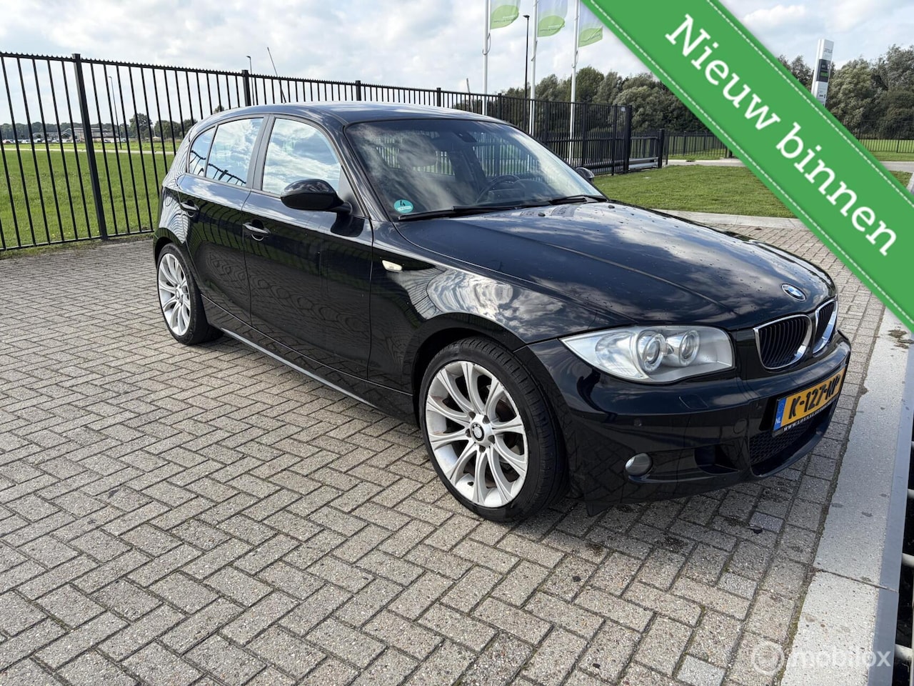 BMW 1-serie - 118i Executive 118i Executive (automaat) - AutoWereld.nl