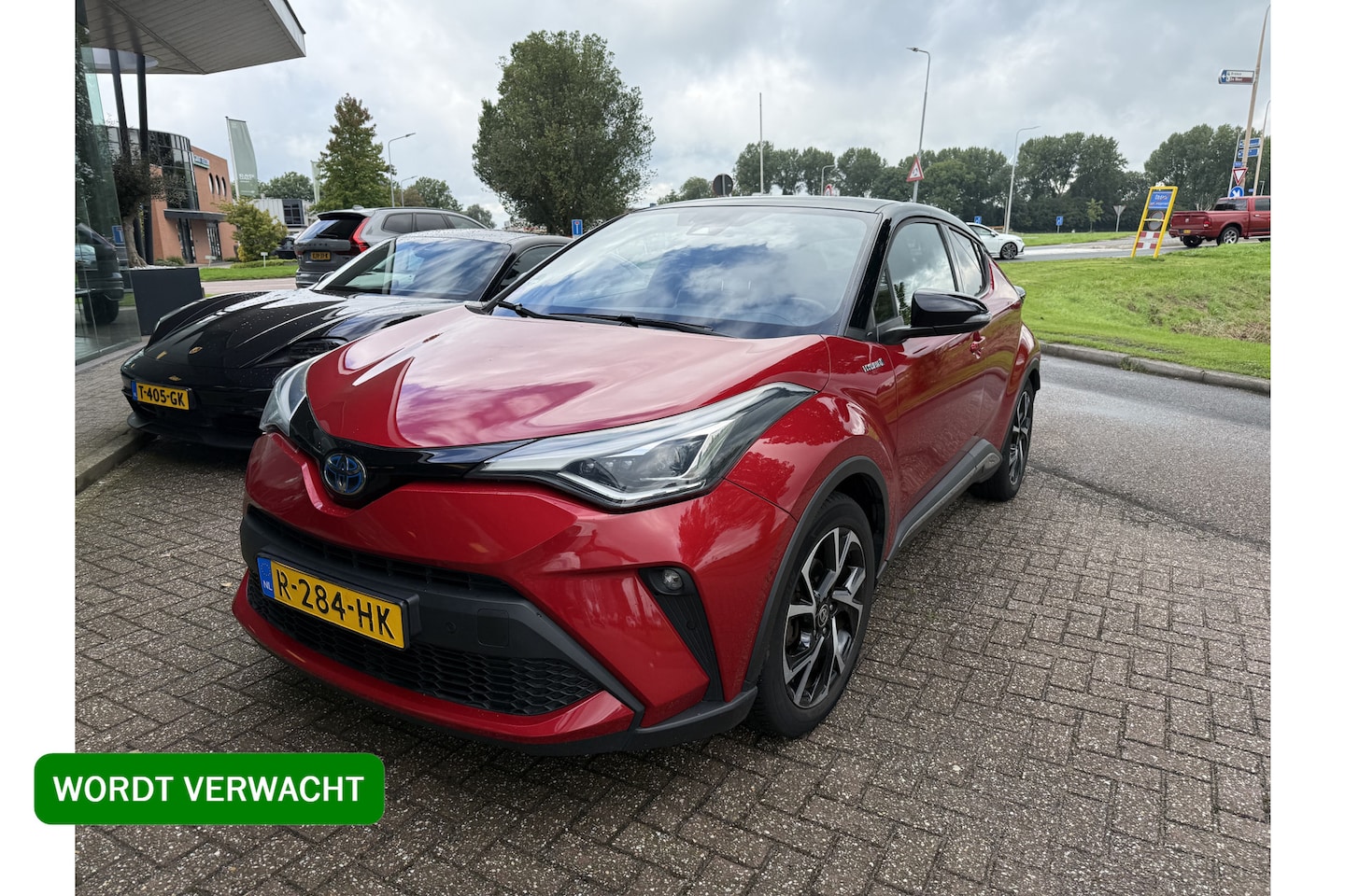 Toyota C-HR - 2.0 Hybrid Executive ** Trekhaak ** JBL ** Leder/alcantara - AutoWereld.nl