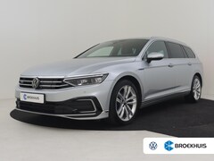Volkswagen Passat Variant - 1.4 TSI PHEV GTE Business 218Pk DSG/AUTO | Trekhaak uitklapbaar | Achteruitrijcamera | Mat