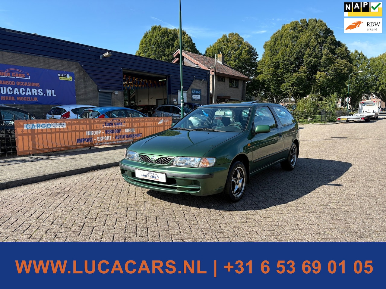 Nissan Almera - 1.6 Pulsar Sport Airco + Trekhaak! - AutoWereld.nl