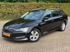 Skoda Superb Combi - 1.5 TSI ACT Business Edition Automaat | ACC | Navi | CarPlay | Keyless | LED