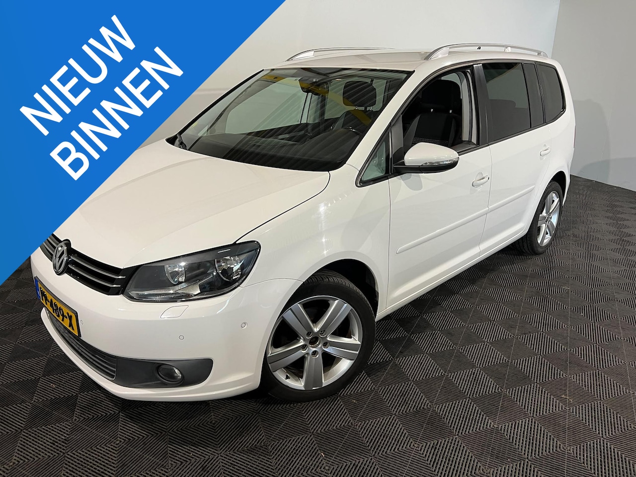 Volkswagen Touran - 1.6 TDI Highline BlueMotion 1.6 TDI Highline BlueMotion - AutoWereld.nl