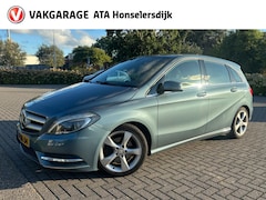 Mercedes-Benz B-klasse - 200 Ambition | Automaat | Cruise control | Climate control | Achteruitrijcamera |
