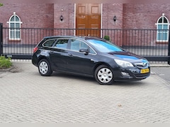 Opel Astra Sports Tourer - 1.4 Business Edition / Airco / Navi / Pdc / Cruise / Nieuwe Apk