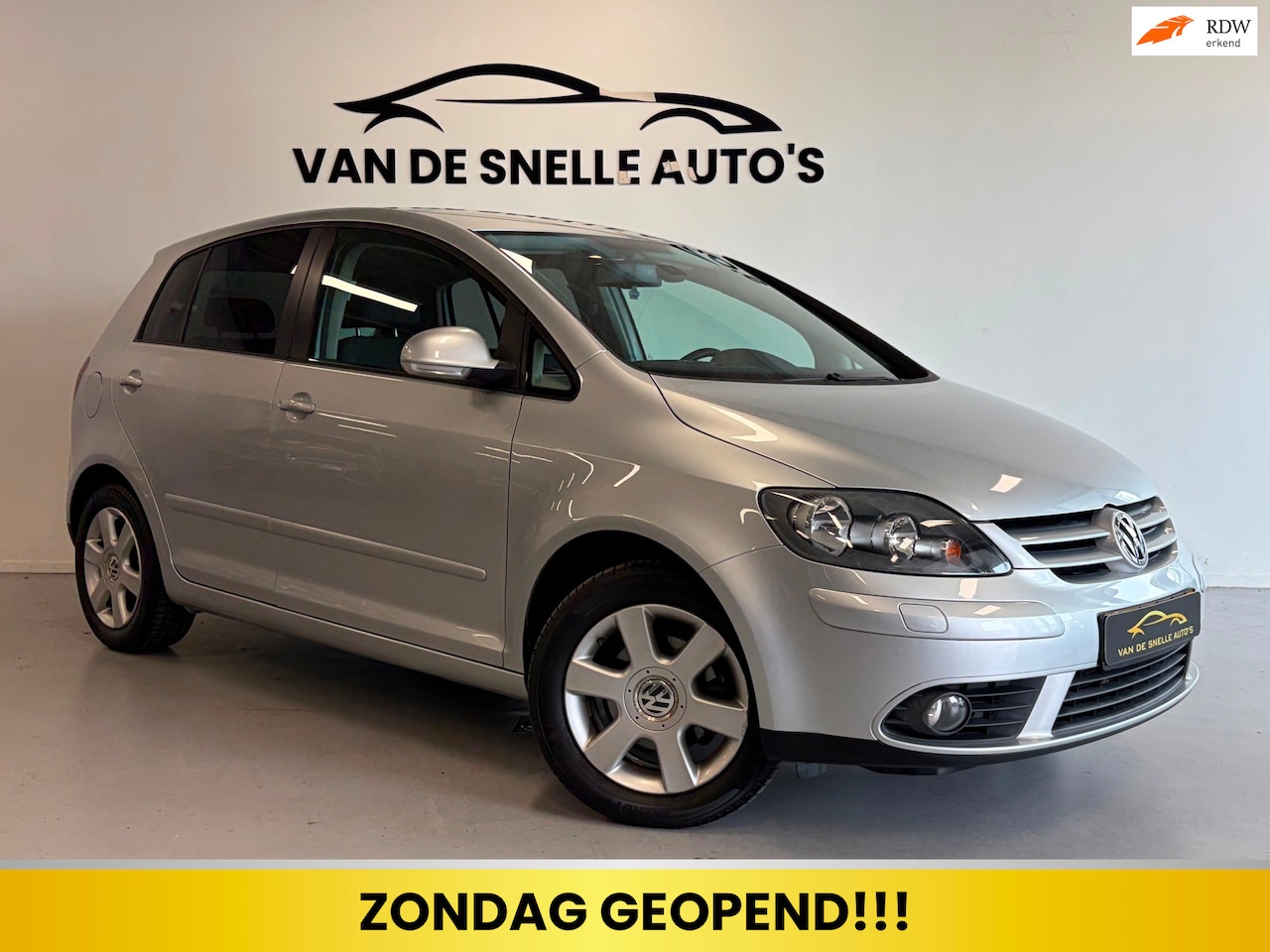 Volkswagen Golf Plus - 1.6 Sportline Business CLIMA/STOELVERWARMING/DEALERONDERHOUDEN - AutoWereld.nl