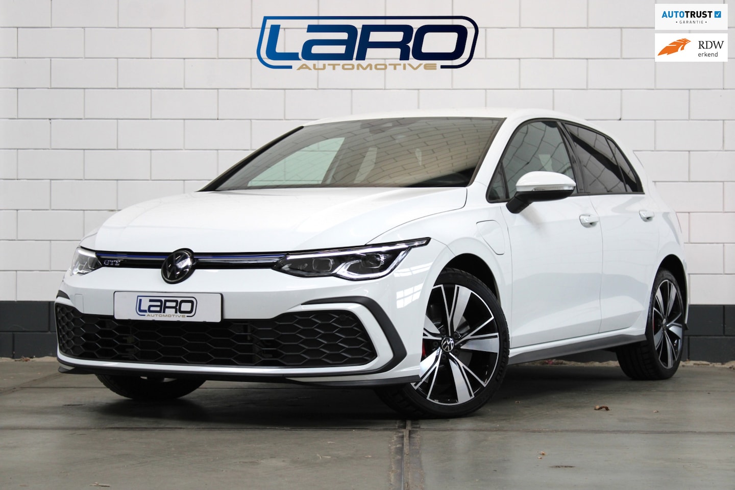 Volkswagen Golf - 1.4 eHybrid GTE | IQ.Lights ACC CarPlay Sfeer Stoelver. - AutoWereld.nl