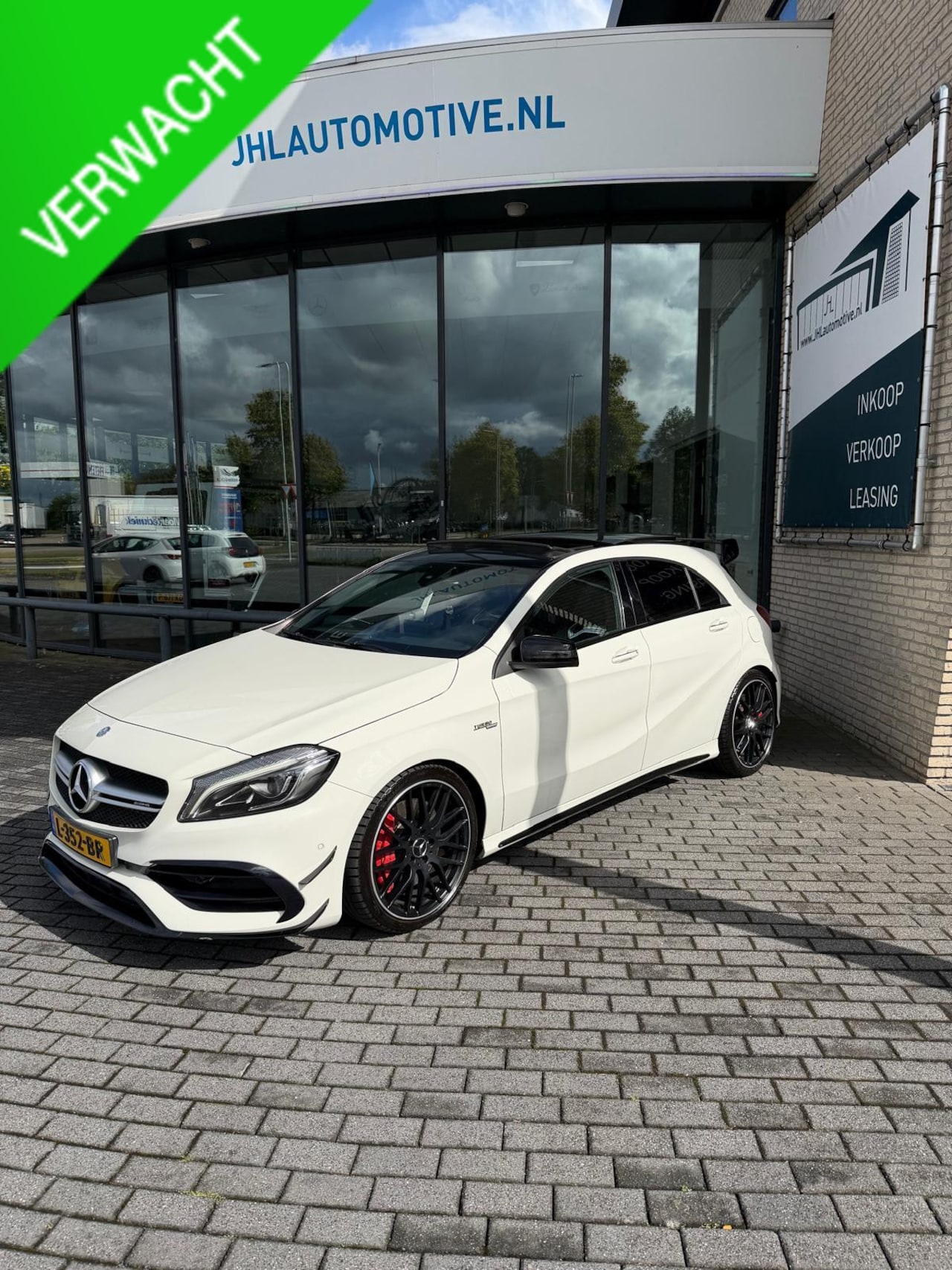 Mercedes-Benz A-klasse - AMG 45 4MATIC*381PK*FACELIFT*AERO*PANO*KUIPST*FULL - AutoWereld.nl