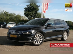 Volkswagen Passat Variant - 1.4 TSI GTE Connected Series Plus