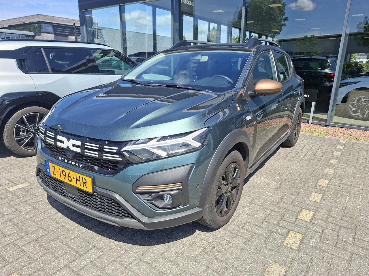 Dacia Sandero Stepway - 1.0 TCe 110 extreme 1.0 TCe 110 Extreme - AutoWereld.nl