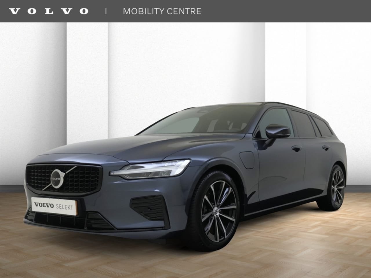 Volvo V60 - 2.0 T8 AWD + Dark | Trekhaak | HUD | Schuif-/Kanteldak - AutoWereld.nl