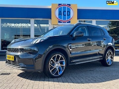 Lynk & Co 01 - 1.5 261pk PHEV 7DCTH | Orig.NL | PanoramaDak | 360 graden Camera | Carplay | Apk 09-2028 |