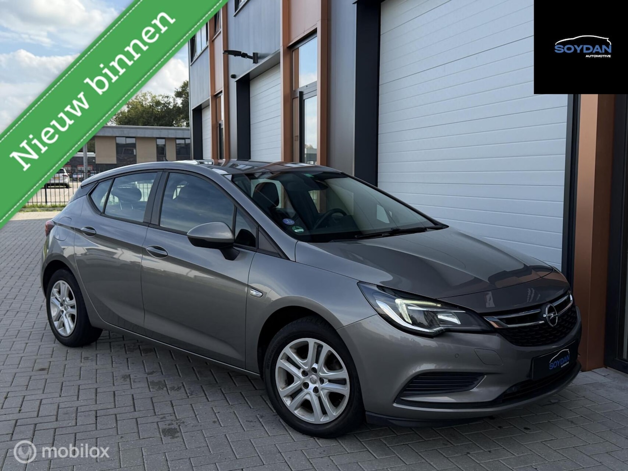 Opel Astra - 1.0 Edition |2e EIGENAAR | DEALER | 2 SLEUTELS | - AutoWereld.nl