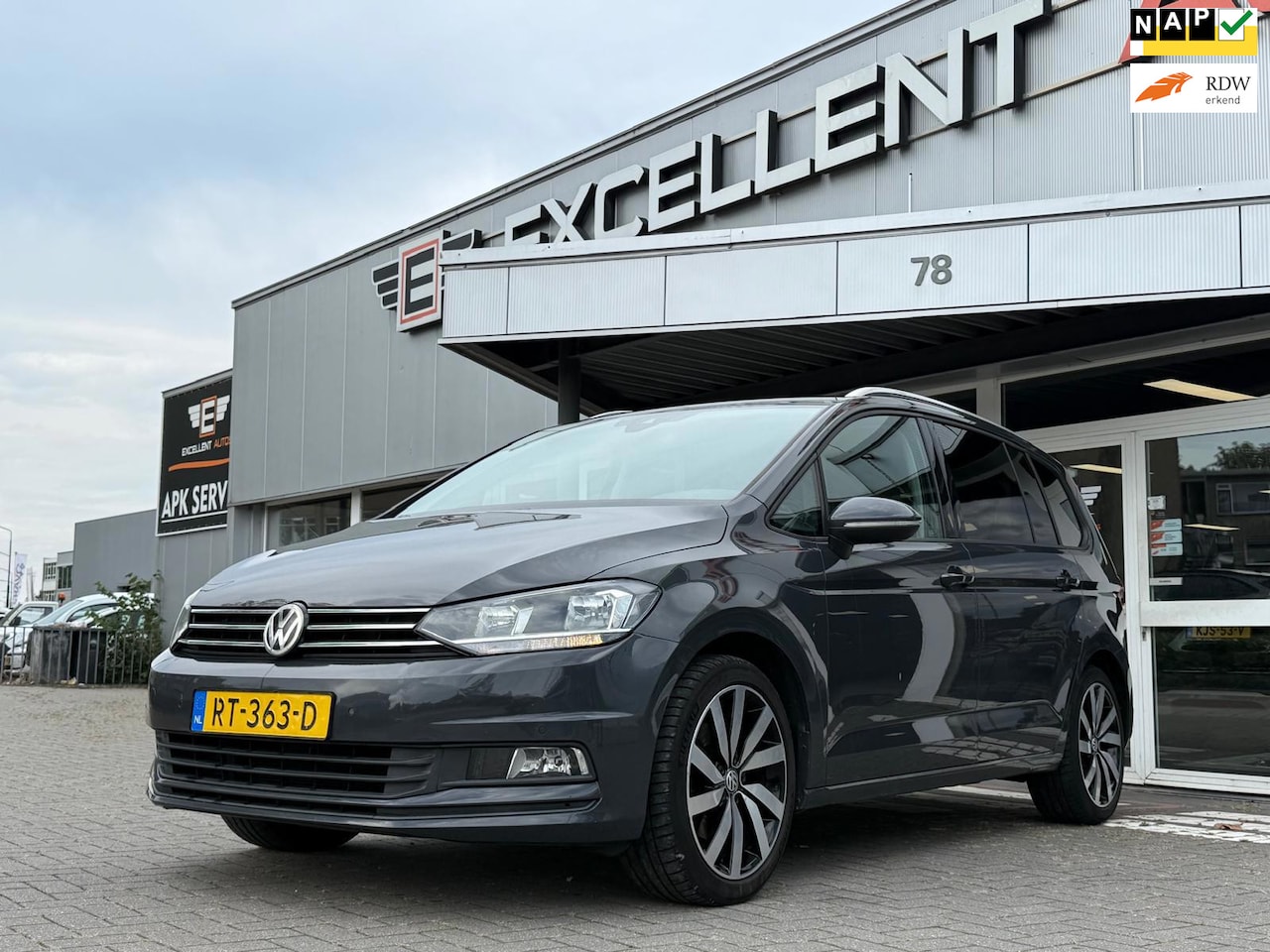 Volkswagen Touran - 1.4 TSI DSG Comfortline Business | Navigatie - AutoWereld.nl