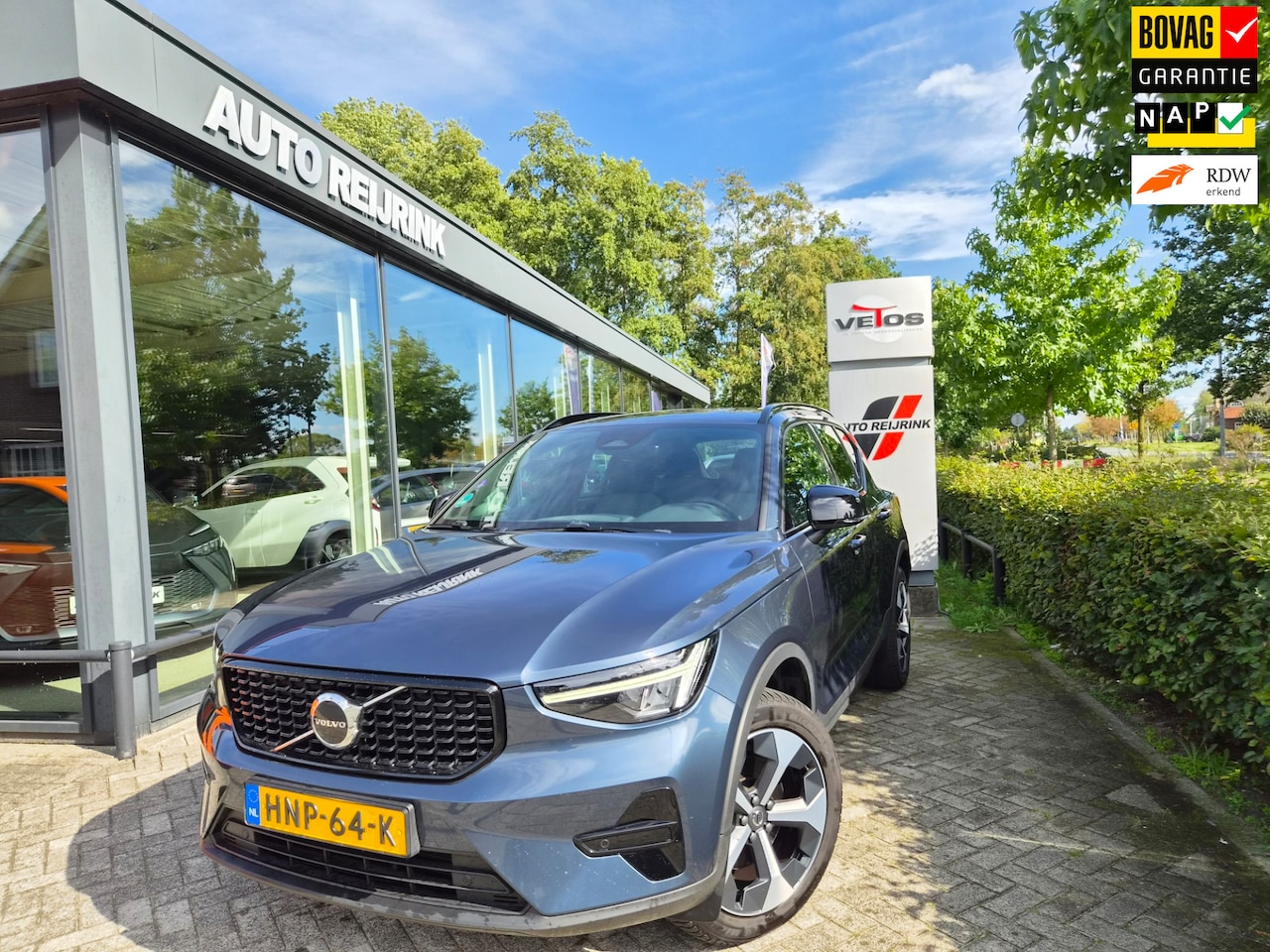 Volvo XC40 - 2.0 B4 Plus Dark HYBRIDE AUTOMAAT - AutoWereld.nl