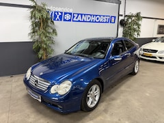 Mercedes-Benz C-klasse Sportcoupé - 200 K. // Apk tot 14-08-2027 // Autom. // Panodak