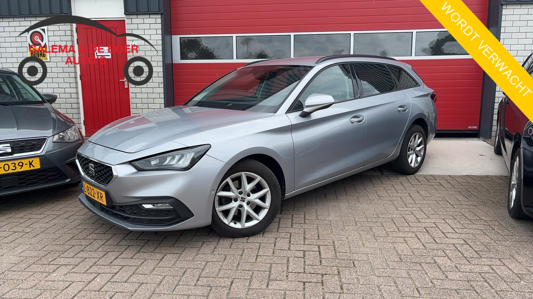 SEAT Leon Sportstourer - 1.5 TSI Style Business Intense FULL LED / CAMERA / CARPLAY / NAVI / CLIMA / PDC / ACC / NL - AutoWereld.nl