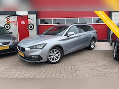 SEAT Leon Sportstourer - 1.5 TSI Style Business Intense FULL LED / CAMERA / CARPLAY / NAVI / CLIMA / PDC / ACC / NL
