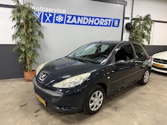 Peugeot 206 - 1.1 XR // APK tot 06-05-2027
