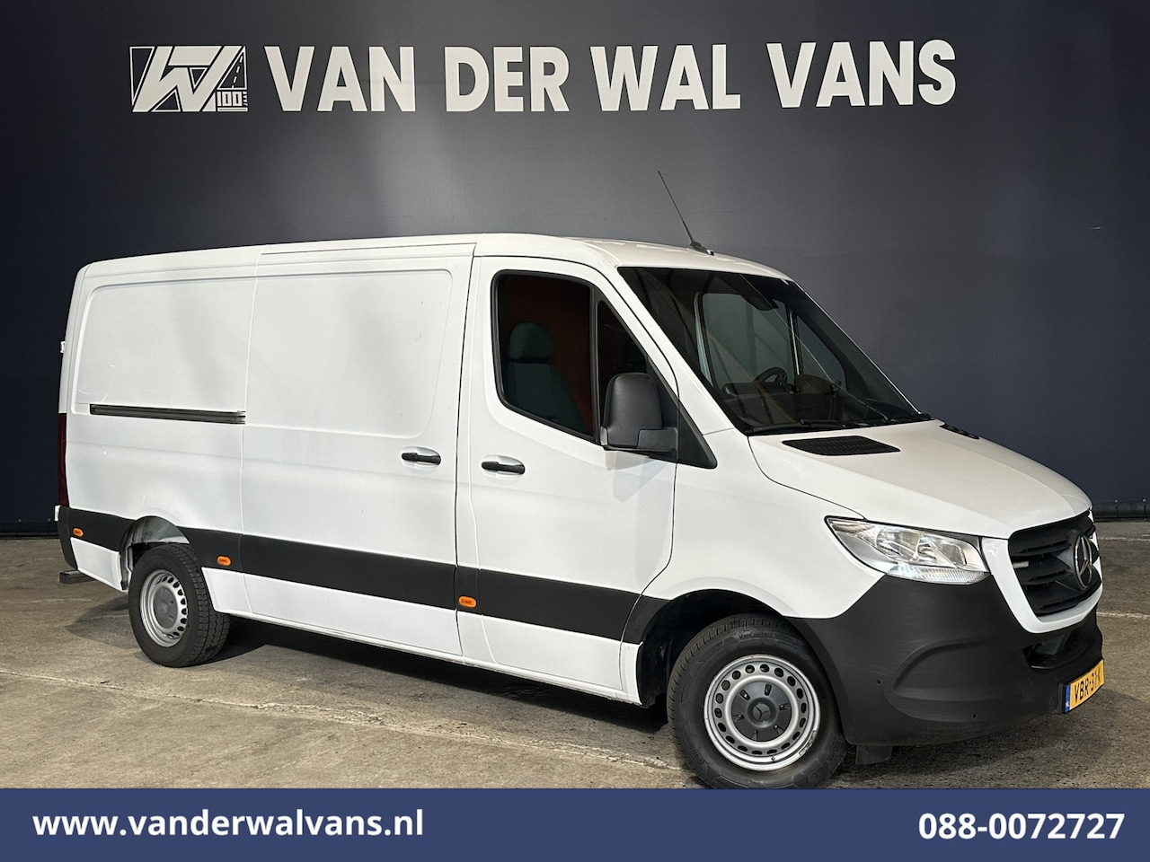 Mercedes-Benz Sprinter - 316 CDI 164pk 3500kg Trekhaak L2H1 Euro6 Airco | Camera | Victron Omvormer | Apple Carplay - AutoWereld.nl