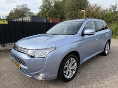 Mitsubishi Outlander - 2.0 PHEV instyle Leer/Cam/Navi/Cruise/Rockford