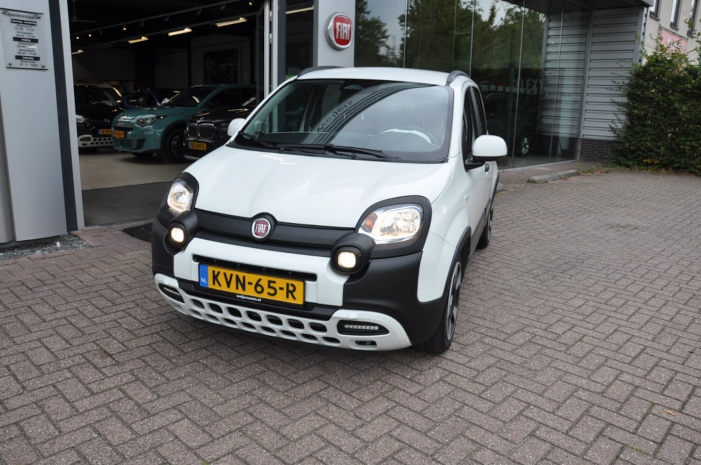 Fiat Panda - 1.0 Hybrid Cross PDC Apple/Andoid - AutoWereld.nl