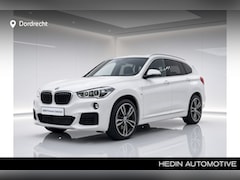 BMW X1 - xDrive25i High Executive | 232 pk | M-Sport | 19" | Head-Up | Trekhaak | Panorama | Harman